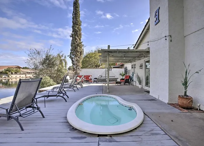 Ferienhaus Sun Deck, Hot Tub! Lakefront House Tempe